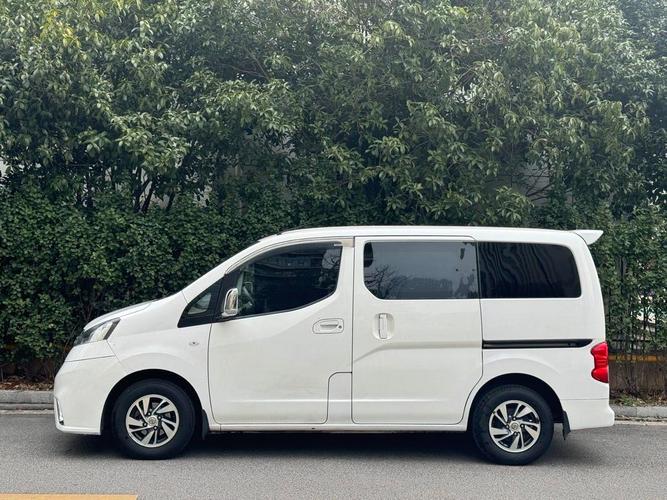 【尼桑nv200面包车价格,尼桑面包车nv2002019款】