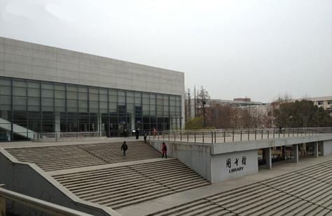 华中农业大学图书馆/华中农业大学图书馆怎么进